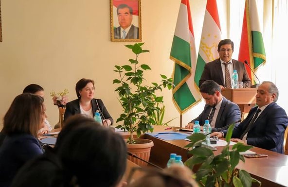 Круглый стол на тему «Цифровизация бухгалтерии: верность традициям и стремление к инновациям» в РТСУ