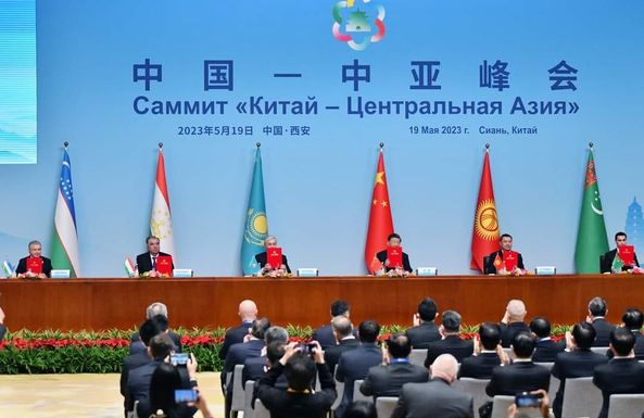 ГУСТАРИШИ РАВОБИТИ БАЙНАЛМИЛАЛӢ ВА РУШДИ ИҚТИСОДИ ТОҶИКИСТОН