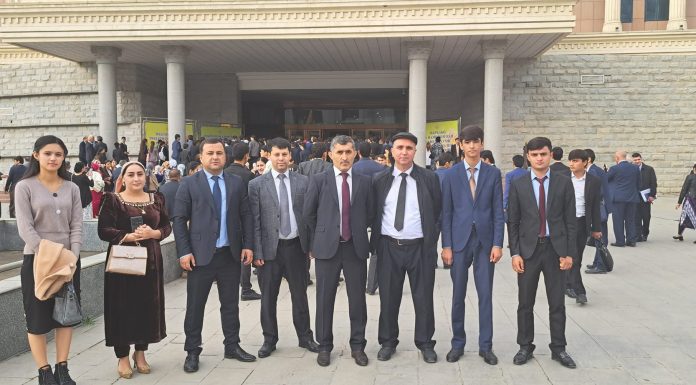 ИШТИРОКИ УСТОДОН ВА ДОНИШҶӮЁНИ ФАКУЛТЕТ ДАР НАМОИШГОҲИ ДУВОЗДАҲУМИ БАЙНАЛМИЛАЛИИ «КИТОБИ ДУШАНБЕ»