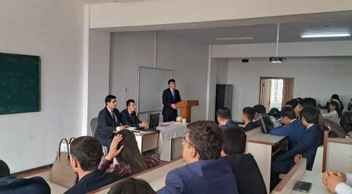 СЕМИНАРИ ИЛМӢ-НАЗАРИЯВӢ ДАР ФАКУЛТЕТ ДАР ДОИРАИ “СОЛИ МАЪРИФАТИ ҲУҚУҚӢ” ЭЪЛОН ГАРДИДАНИ СОЛИ 2024